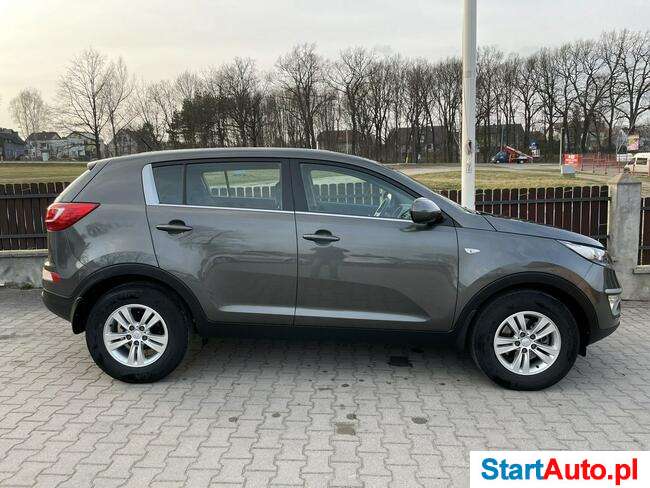 Kia Sportage 2,0 benzyna 99 tyś km świeżo zarejestrowana 163ps