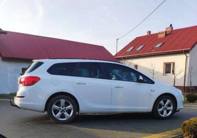 62d60b_opel-astra-1-7-zdjecia