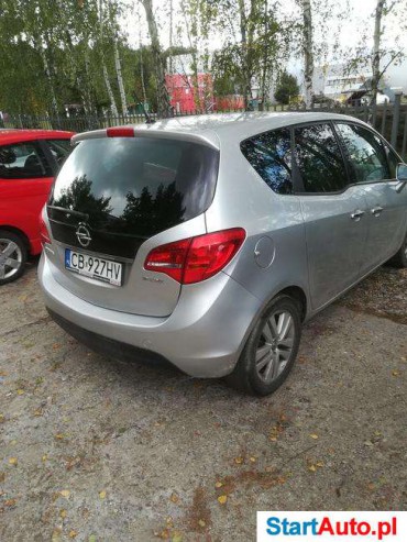 sprzedam samochód