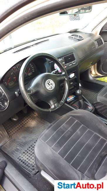 Golf IV 1,9 TDI Salon PL pewna historia 14 lat