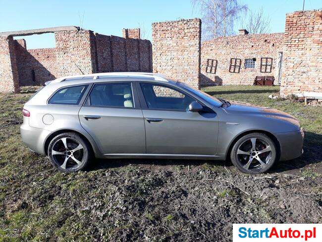 Alfa Romeo 159