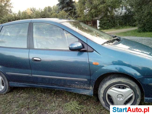 Nissan Almera