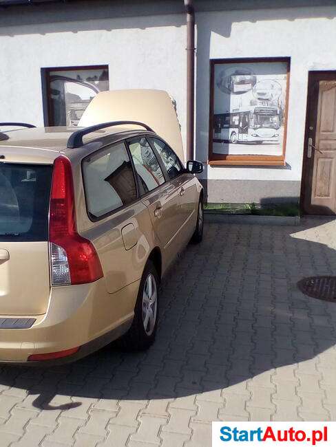 Volvo V50