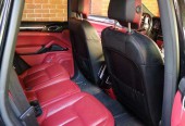 Samochód marki Porsche Cayenne II