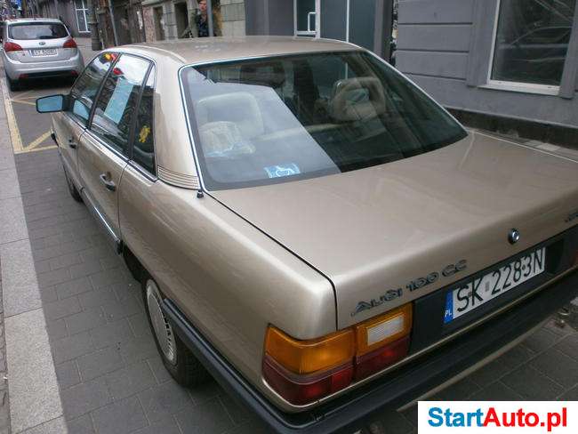 Audi 100