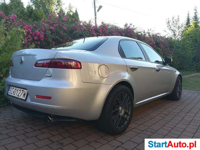 Alfa Romeo 159