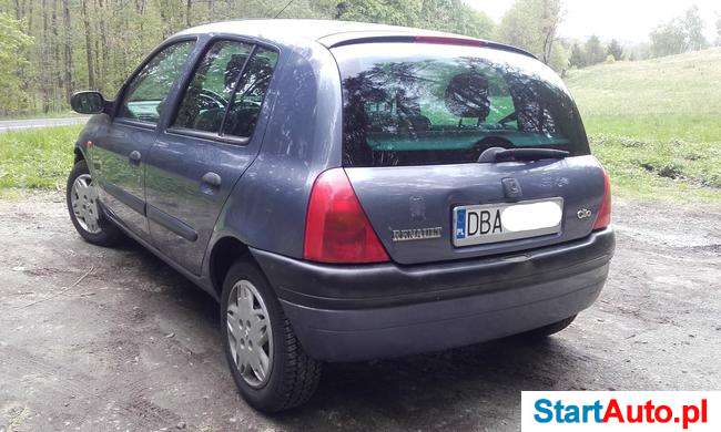 Renault Clio 1,4 75 KM