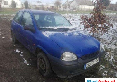 9435e1_opel-corsa-1-2-1995r-zdjecia