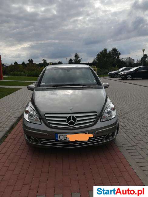 Mercedes b