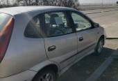 Nissan Almera Tino