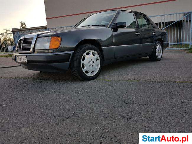 Mercedes-Benz W124
