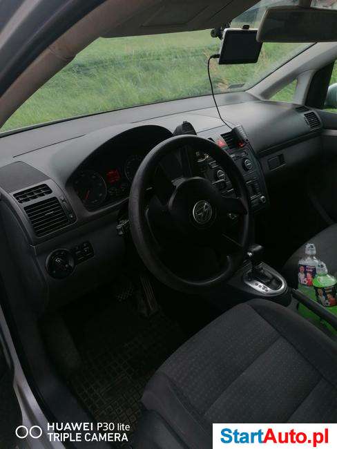 Sprzedaż samochodu VW Touran 2,0