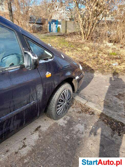 Sprzedam Ford Galaxy 2.0 LPG