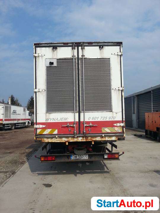 Agregat prądotwórczy FG Wilson 550 kVA wyciszony samojezdny
