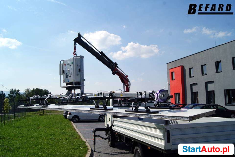 Chwytak próżniowy do płyt warstwowych i ściennych XR500