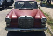 Mercedes-Benz W110 auto klasyk oldtimer