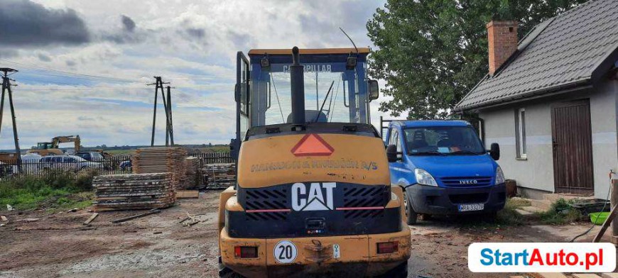 Caterpillar 908 ładowarka