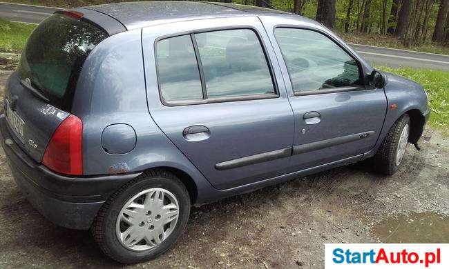 Renault Clio 1,4 75 KM
