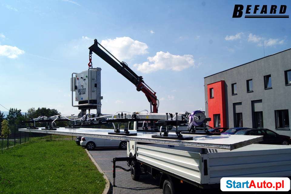 Chwytak próżniowy do płyt warstwowych i ściennych XR500