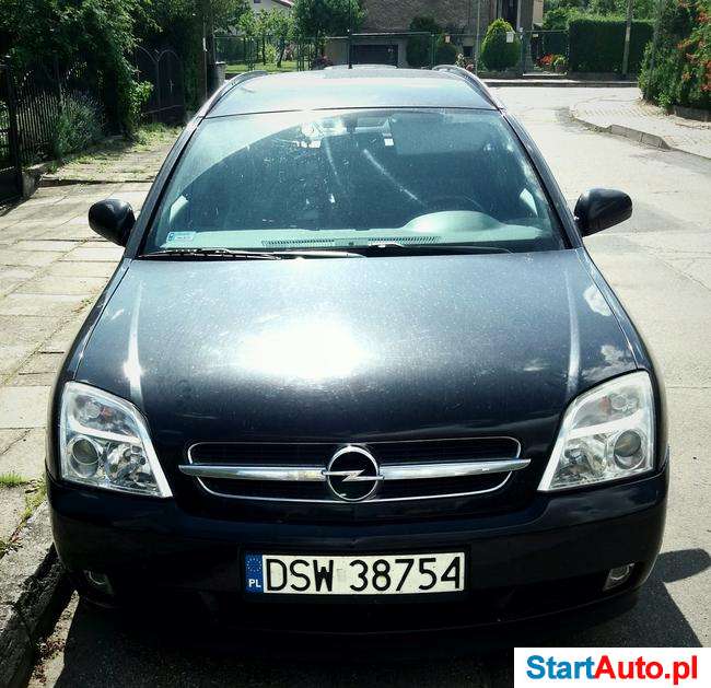 Opel Vectra C poj. 1.8 benzyna + LPG czarny kombi