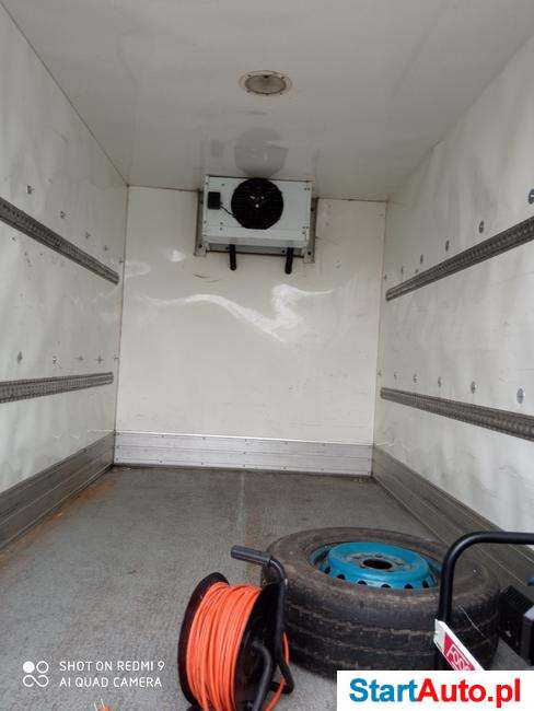 Mercedes sprinter 2,9 TDI, rok 2000, chłodnia