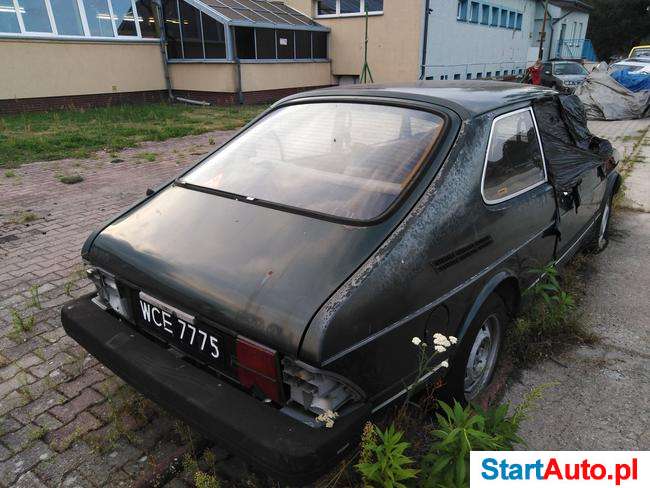 Saab 900