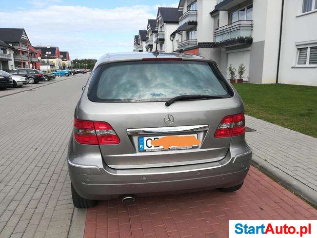 Mercedes b
