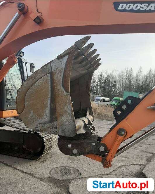 Doosan DX 255 LC seria III BŁOTNIAK Koparka gąsienicowa