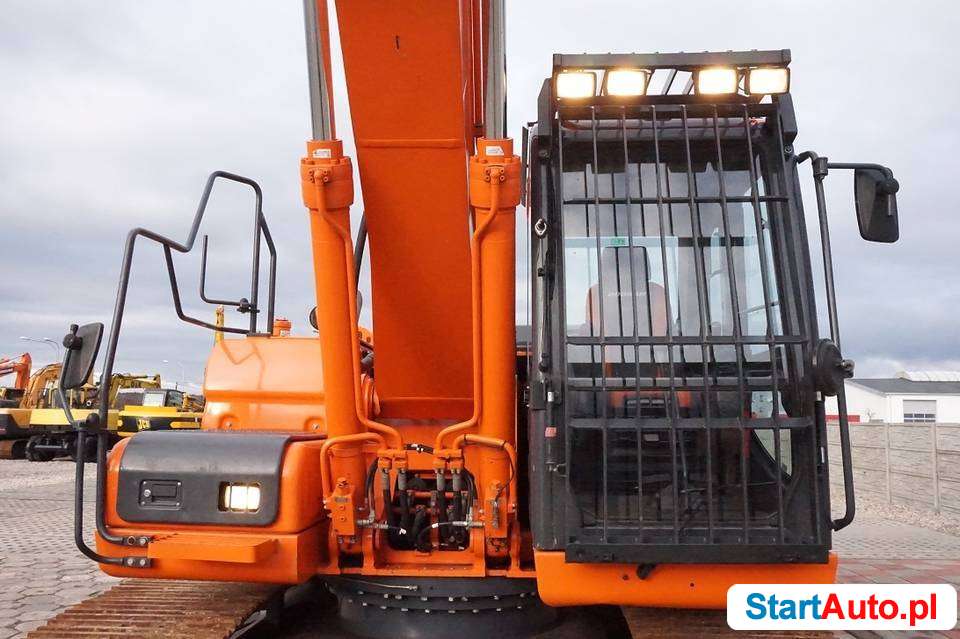 DOOSAN DX225 LC-3 / 2016 / 2829 mth