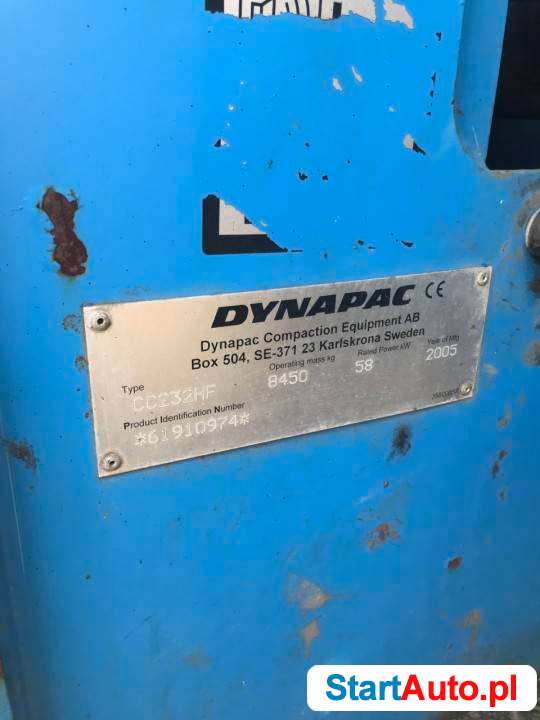Dynapac -CC232HF- walec dwubębnowy-