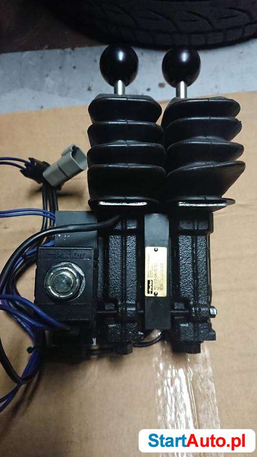 Dżojstik do ładowarki