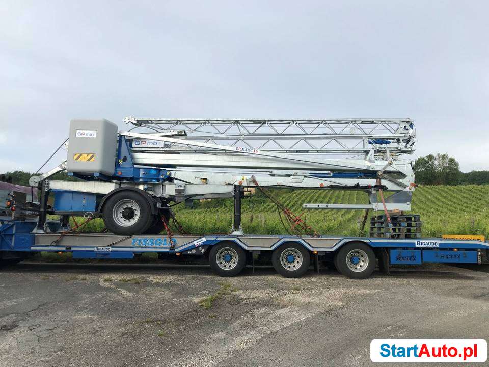 Dźwig dekarski mobilny VICARIO OMV 260R – Potain Igo 10