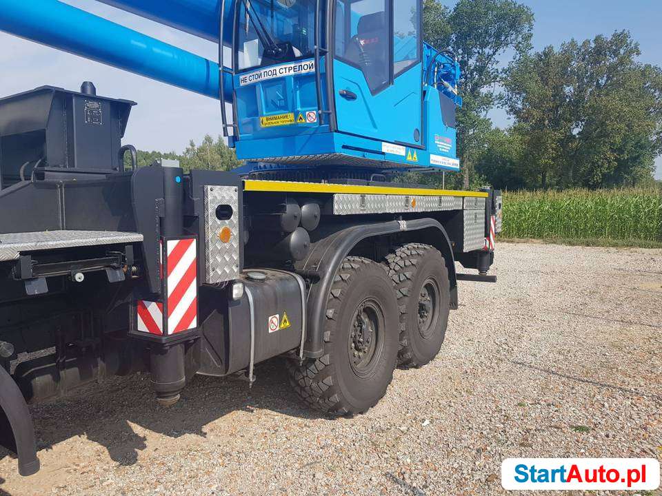 Dźwig Kamaz 40 ton