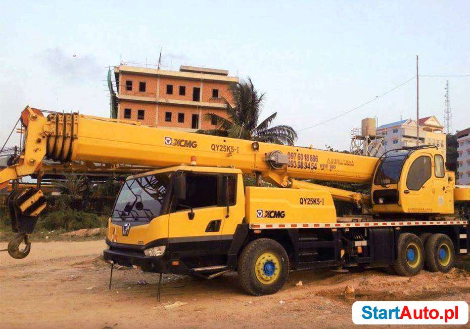 Dźwig samochodowy samojezdny XCMG XCT25