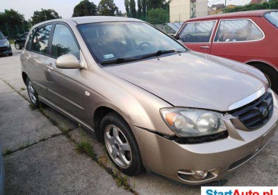edce90_kia-cerato-crdi-klima-zdjecia