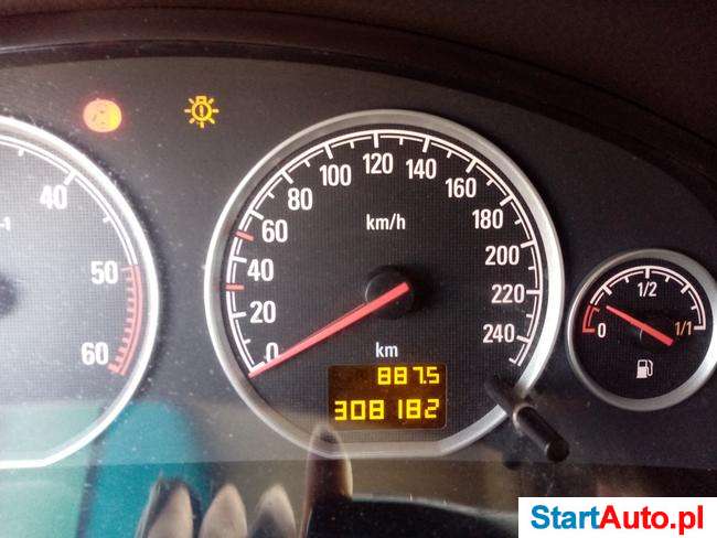 Sprzedam Vektre c 2006 cdti 150 km lift combi 8300 cena do n