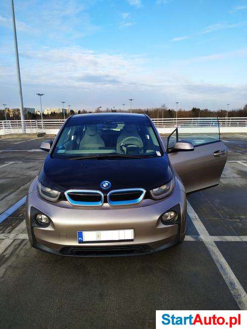 BMW I3