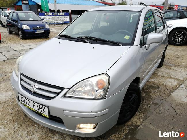Suzuki Liana