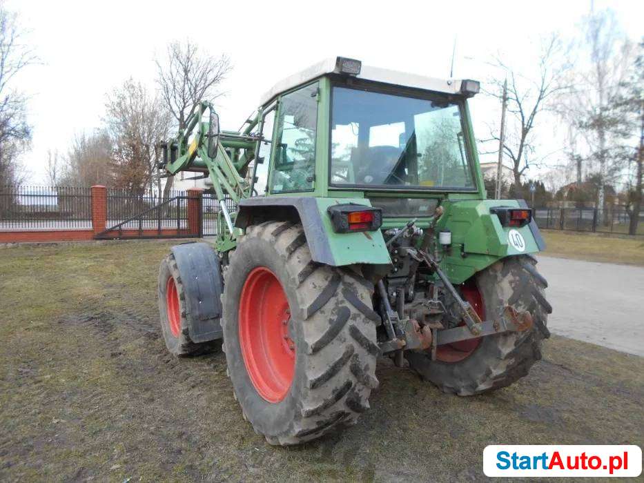 Fendt 309 L S A ciągnik z turem tuzem wałkiem i pneumatyką