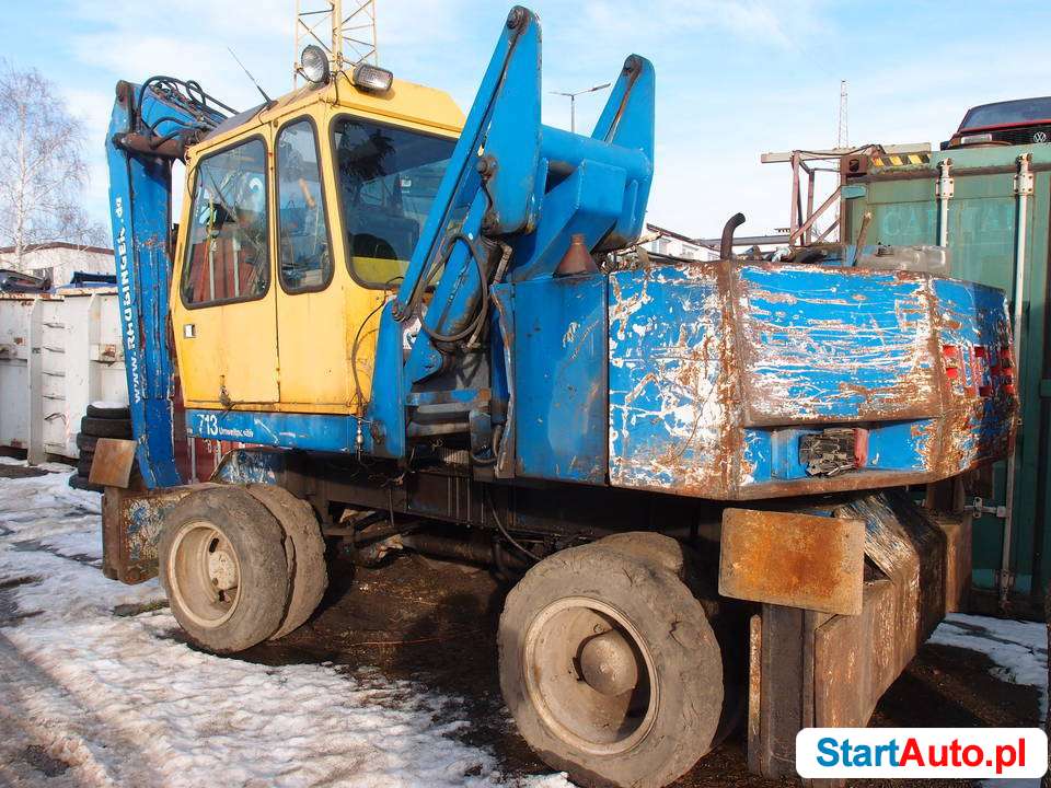 FUCHS F 713.3 Koparka / Maszyna przeładunkowa