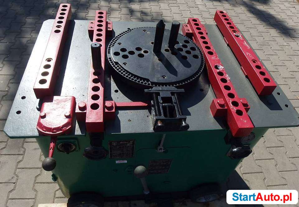 Giętarka zaginarka drutu prętów strzemion stali