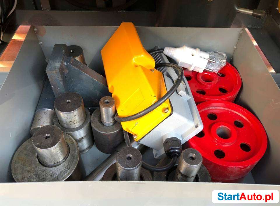 Giętarka / zaginarka model 42 do prętów strzemion stali rur