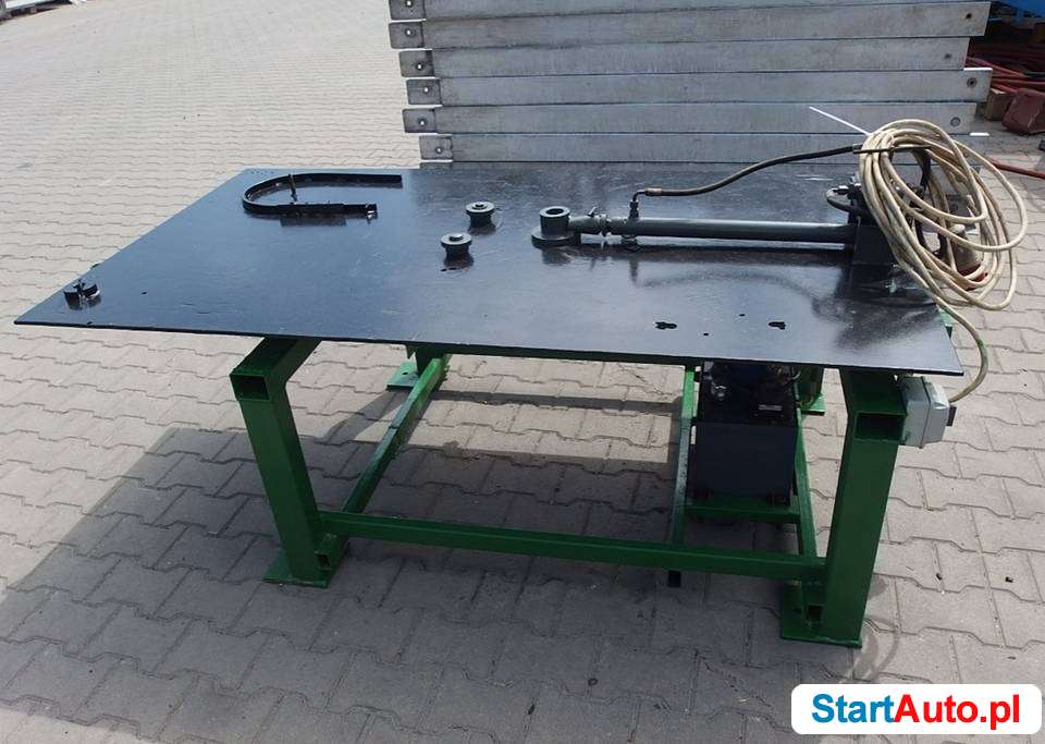 Giętarka zaginarka rur drutu prętów strzemion stal