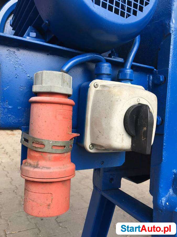 Gilotyna FAMAZ / ZREMB NM4-40 do prętów drutów zbrojeń 40mm