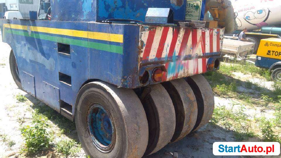 Hamm GRW 10 Walec gumowy drogowy, sprawny