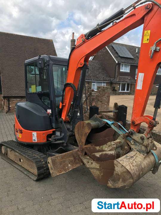 Hitachi Zaxis 38u3 – 3730kg