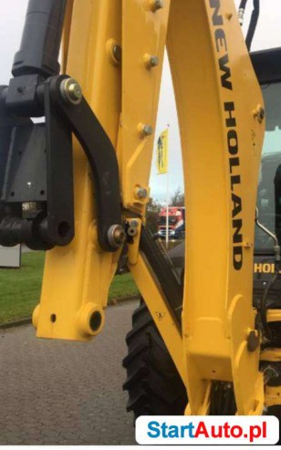 New Holland koparko ladowarka 4×4