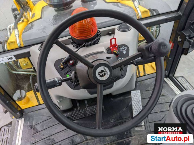 New Holland B115B