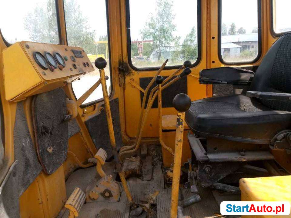 HSW T-130 spycharka gąsienicowa