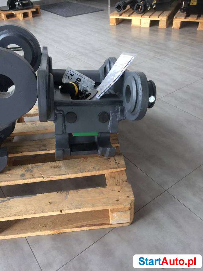 Hydrauliczne szybkozłącze Strickland JCB JS 130